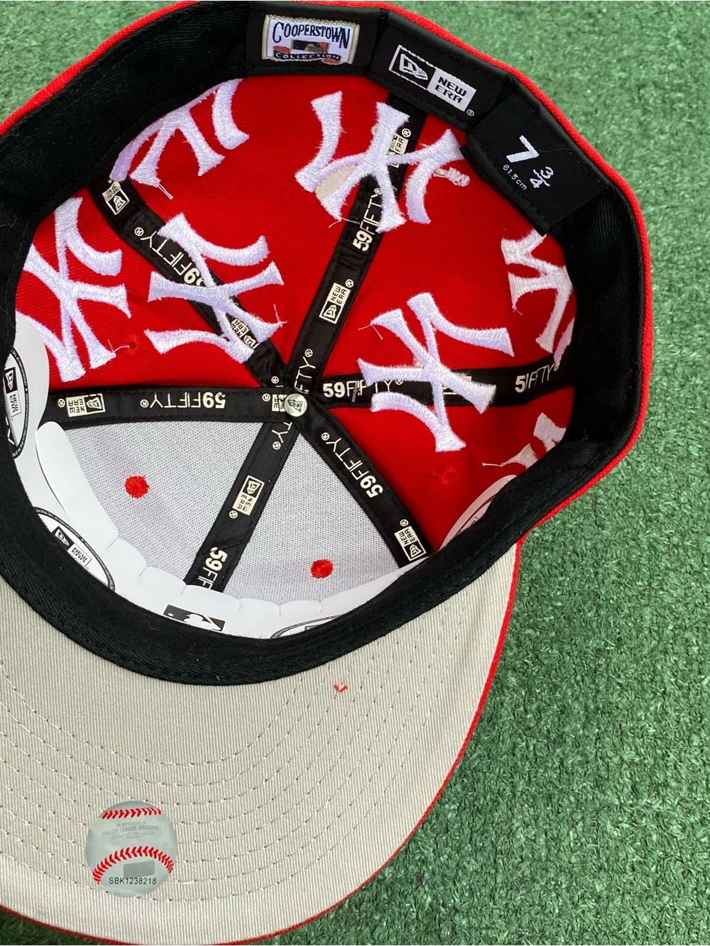 Suprem hat - Picture 5 of 5